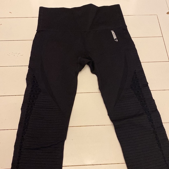 Gymshark leggings - size small or XS ( see photos for measurements) - Picture 7 of 11